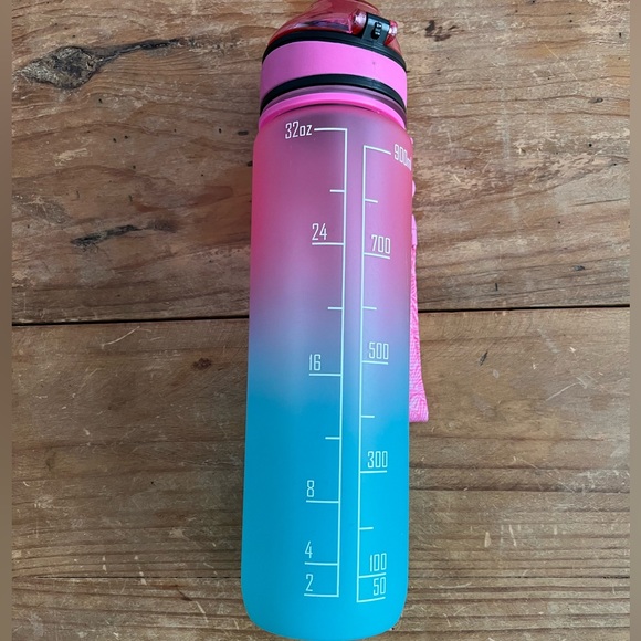 MEITAGIE Water Bottle 32oz with Straw, Motivational Water Bottle w Time Marker - Picture 2 of 10